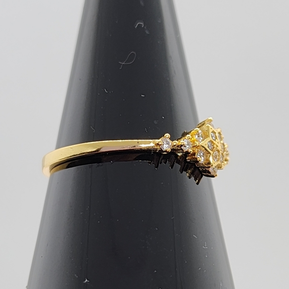 18K Yellow Gold Plated 925 Sterling Silver Ring - Picture 9 of 12